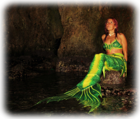 Mermaid Francesca in the Re Cavern